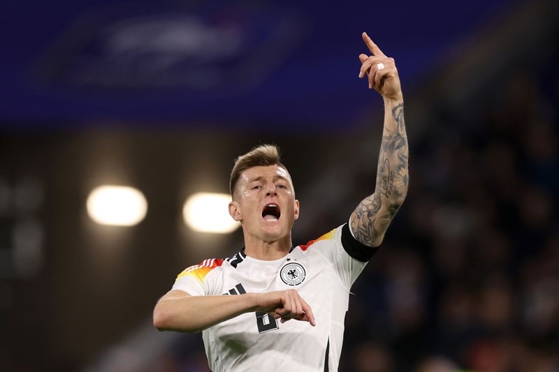 Toni Kroos là một trong top tiền vệ hay nhất thế giới mọi thời đại